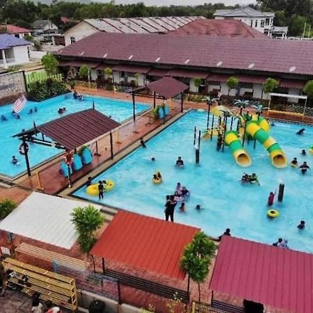 Asfa D Village - Resort - Homestay - Family Room Kemasik Esterno foto